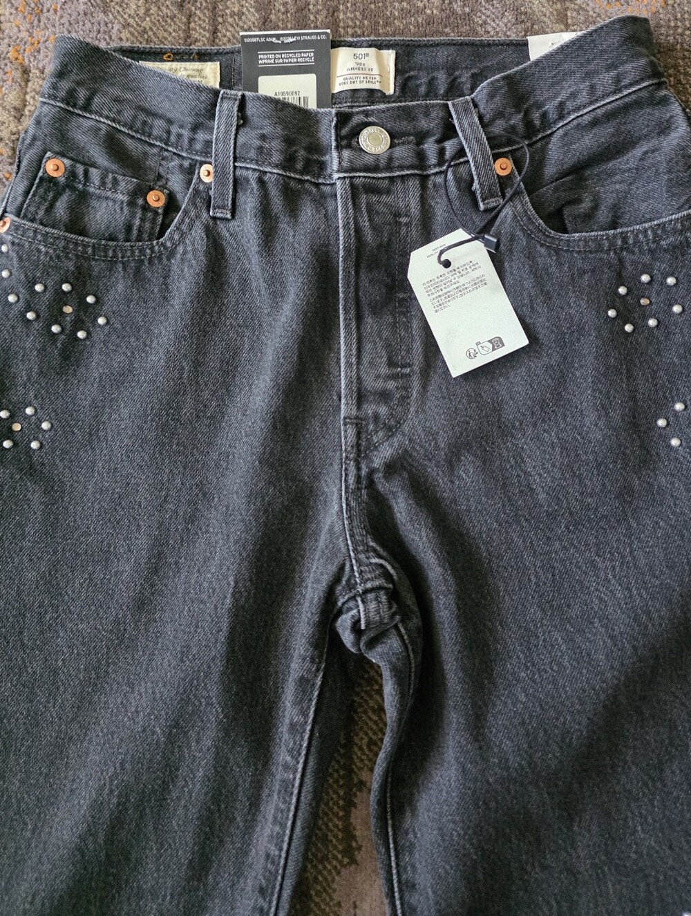 Levis 501 '90s Embellished Black Denim Jeans - Picture 11 of 11